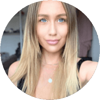 April Videographer headshot